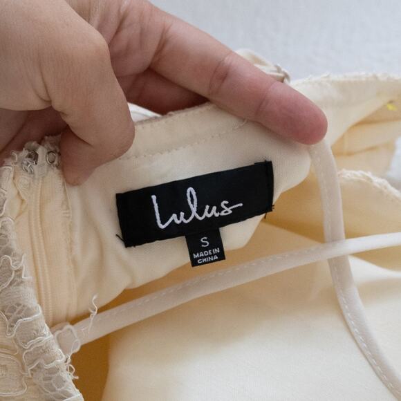 Lulu’s Zenith Floral Length Scalloped Halter Dress - Picture 5 of 7